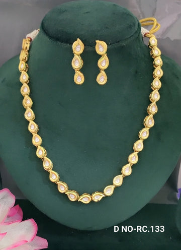 Golden Kundan Necklace SKU-RC.133 D-4