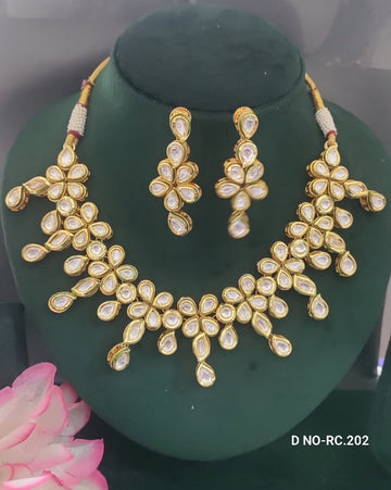 Golden Kundan Necklace SKU-RC.202 D-4