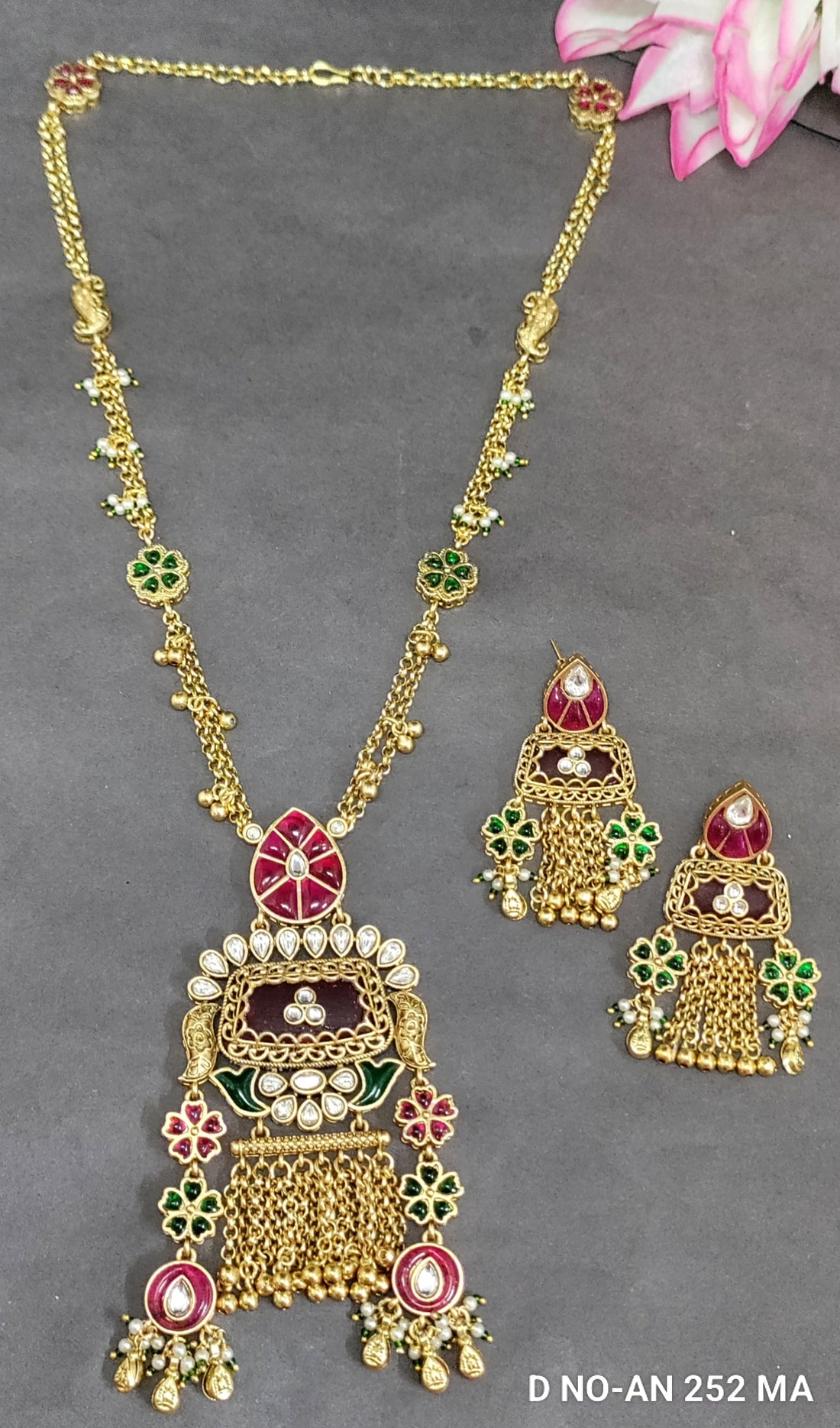 Long Heritahe Golden   Set SKU AN 252 MA