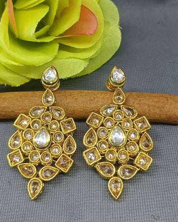 Golden Kundan Earing SKU-RC.128