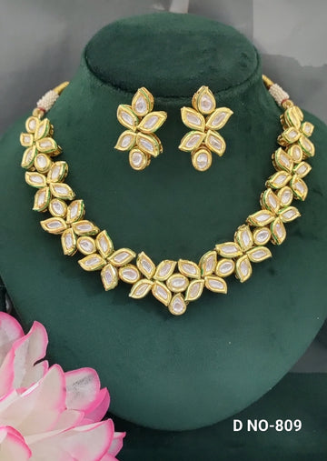 Golden Kundan Necklace SKU-809 D-4