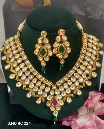 Golden Kundan Necklace Set sku RC 224 D-4