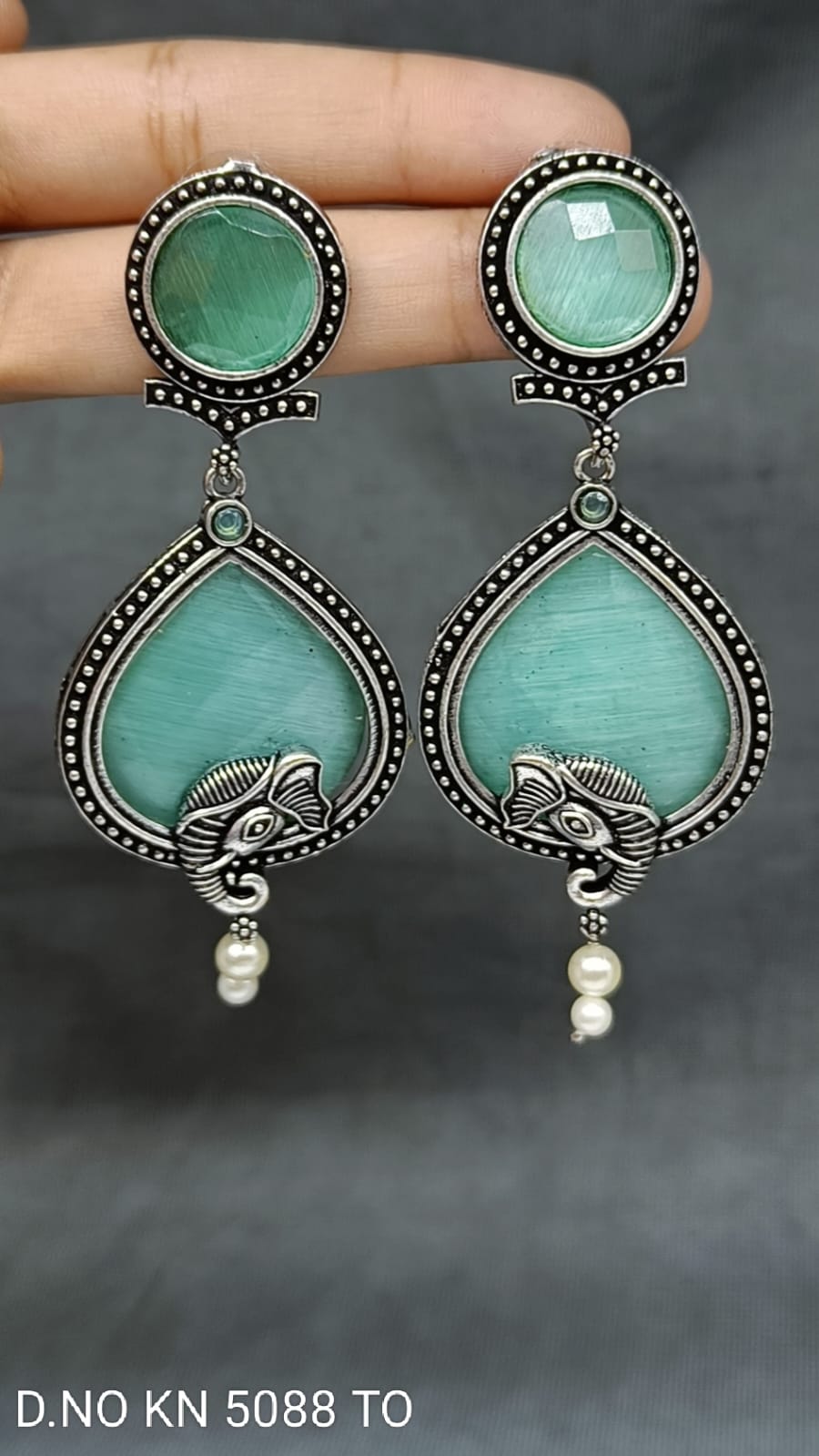 Oxidised German Silver  Earrings KN-5088 TO D3