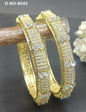 Stone Bangles Golden Sku 6042 G4 - rchiecreation