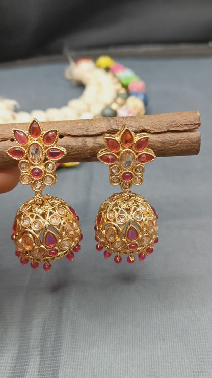 Antique Golden Earrings Sku 665 D3