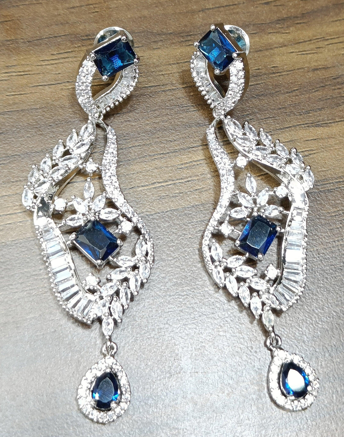 American Diamond Earring Rodium -439 C-1 - rchiecreation