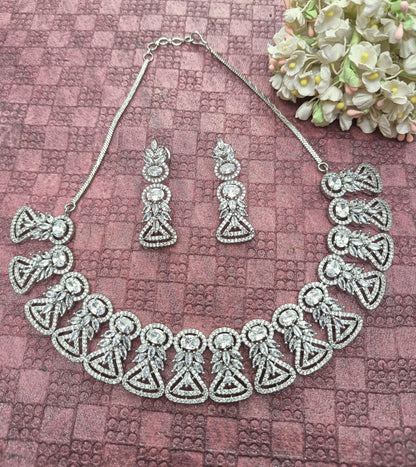 American Diamond Necklace Rodium Sku 5966 C3 - rchiecreation