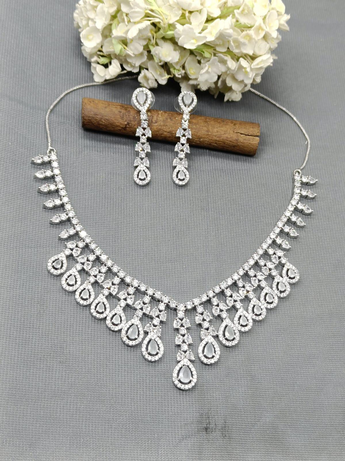 American Diamond Necklace Rodium Sku-6020 C3 - rchiecreation