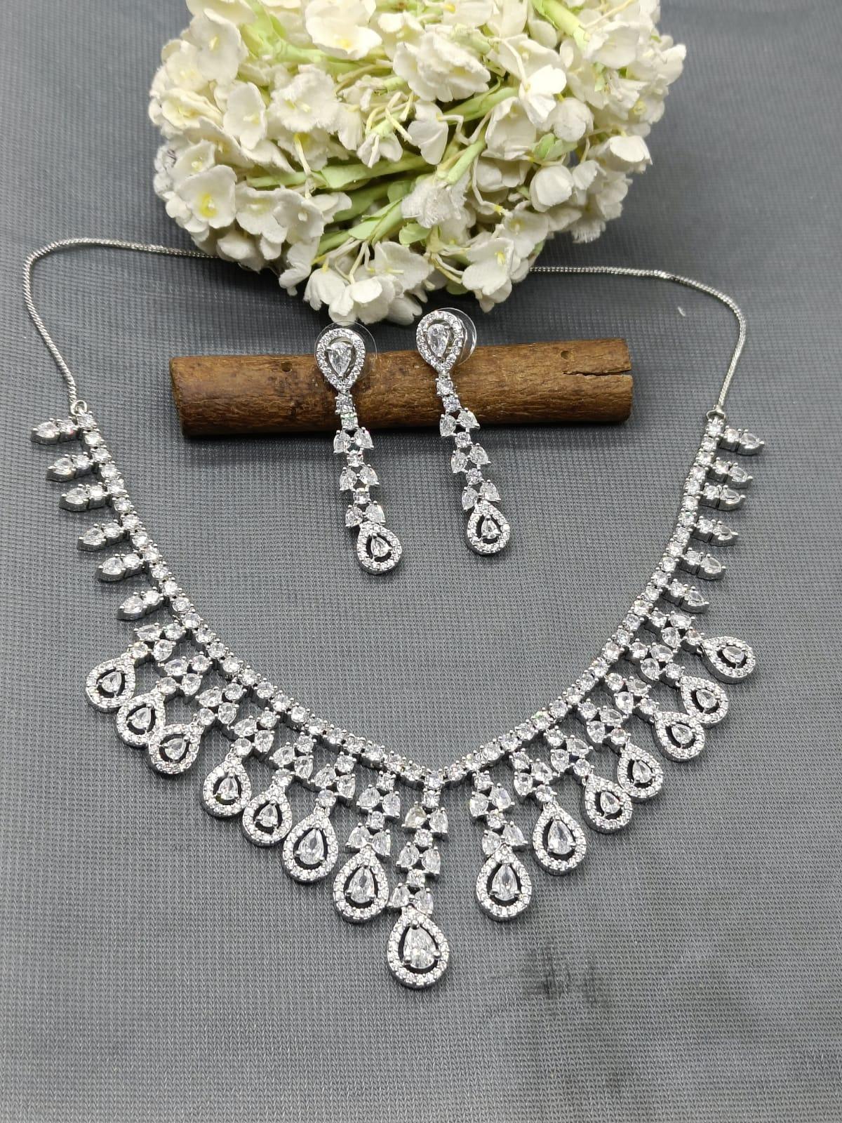 American Diamond Necklace Rodium Sku-6020 C3 - rchiecreation