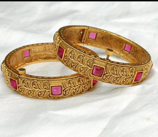 Antique Golden Bangles Sku-3011 D2 - rchiecreation