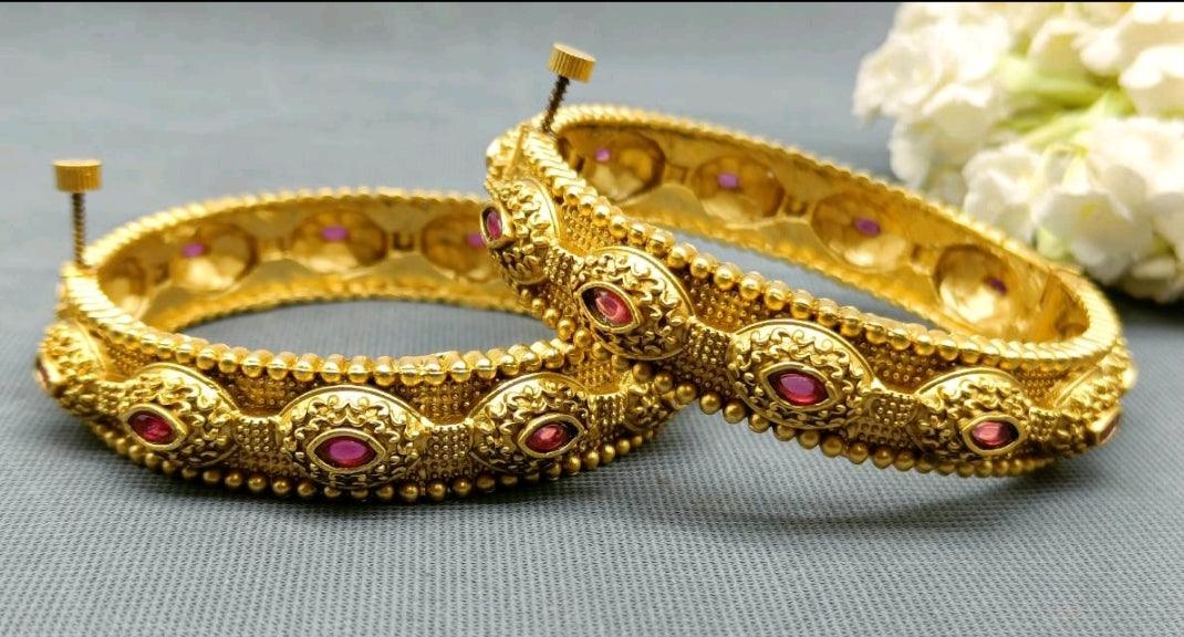 Antique Golden Bangles Sku-3039 D1 - rchiecreation