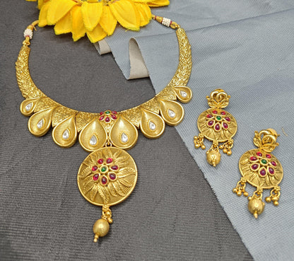 Antique Golden Necklace Set 15005 D3 - rchiecreation