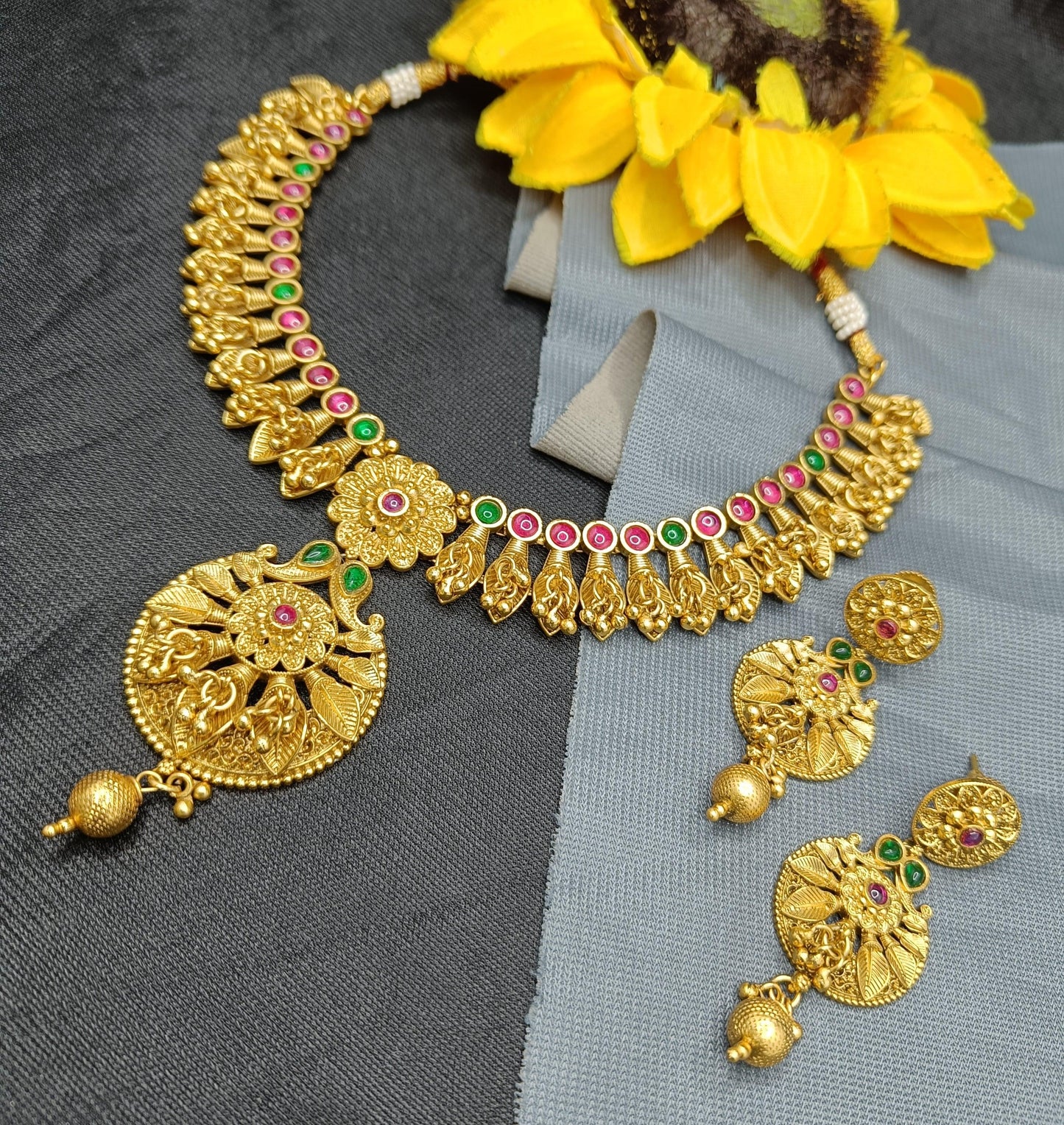 Antique Golden Necklace Set 15015 D2 - rchiecreation
