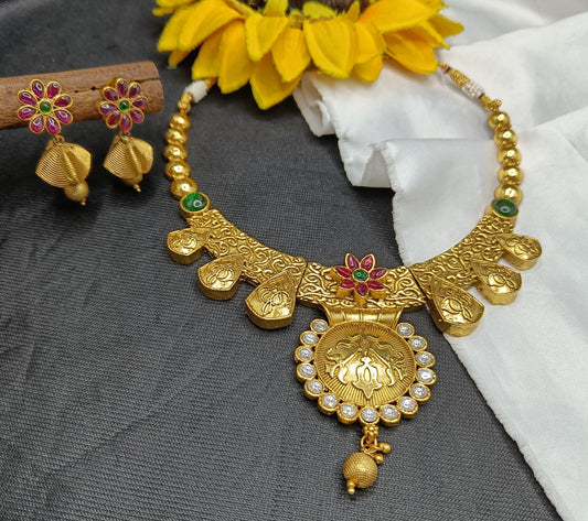 Antique Golden Necklace Set 15028 D3 - rchiecreation