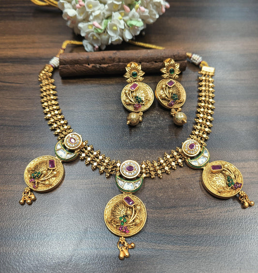 Antique Golden Necklace Set 15046 D3 - rchiecreation