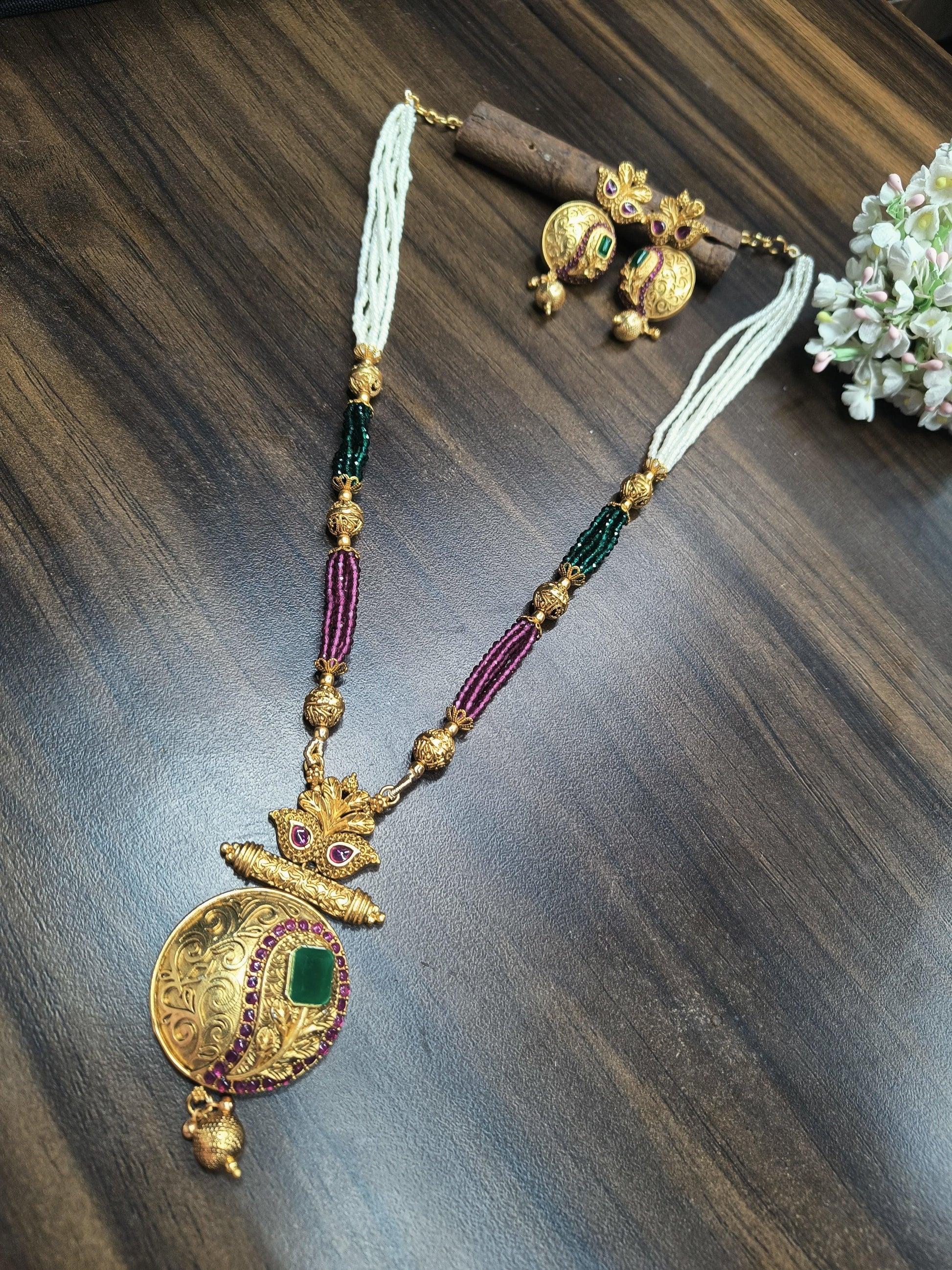 Antique Golden Necklace Set 1545 D3 - rchiecreation