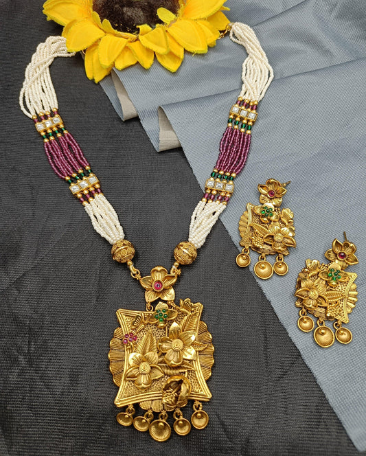Antique Golden Necklace Set Sku-15019 - rchiecreation