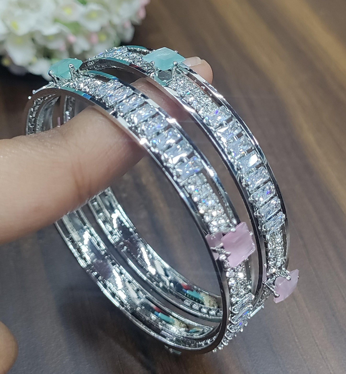 Cz ad Bangles Rodium-8882 C4 - rchiecreation