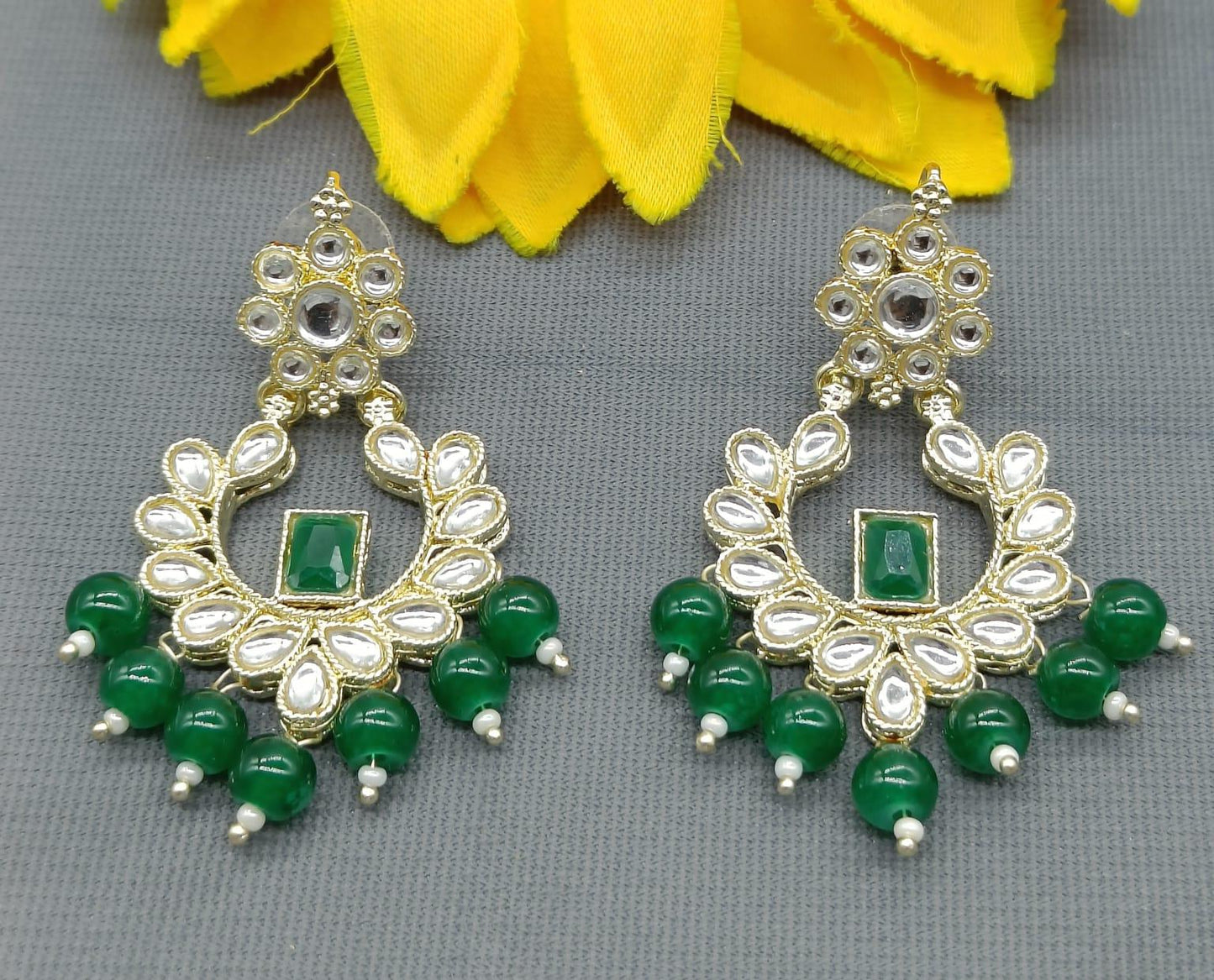 Golden Kundan Earing Sku 851 A1 - rchiecreation