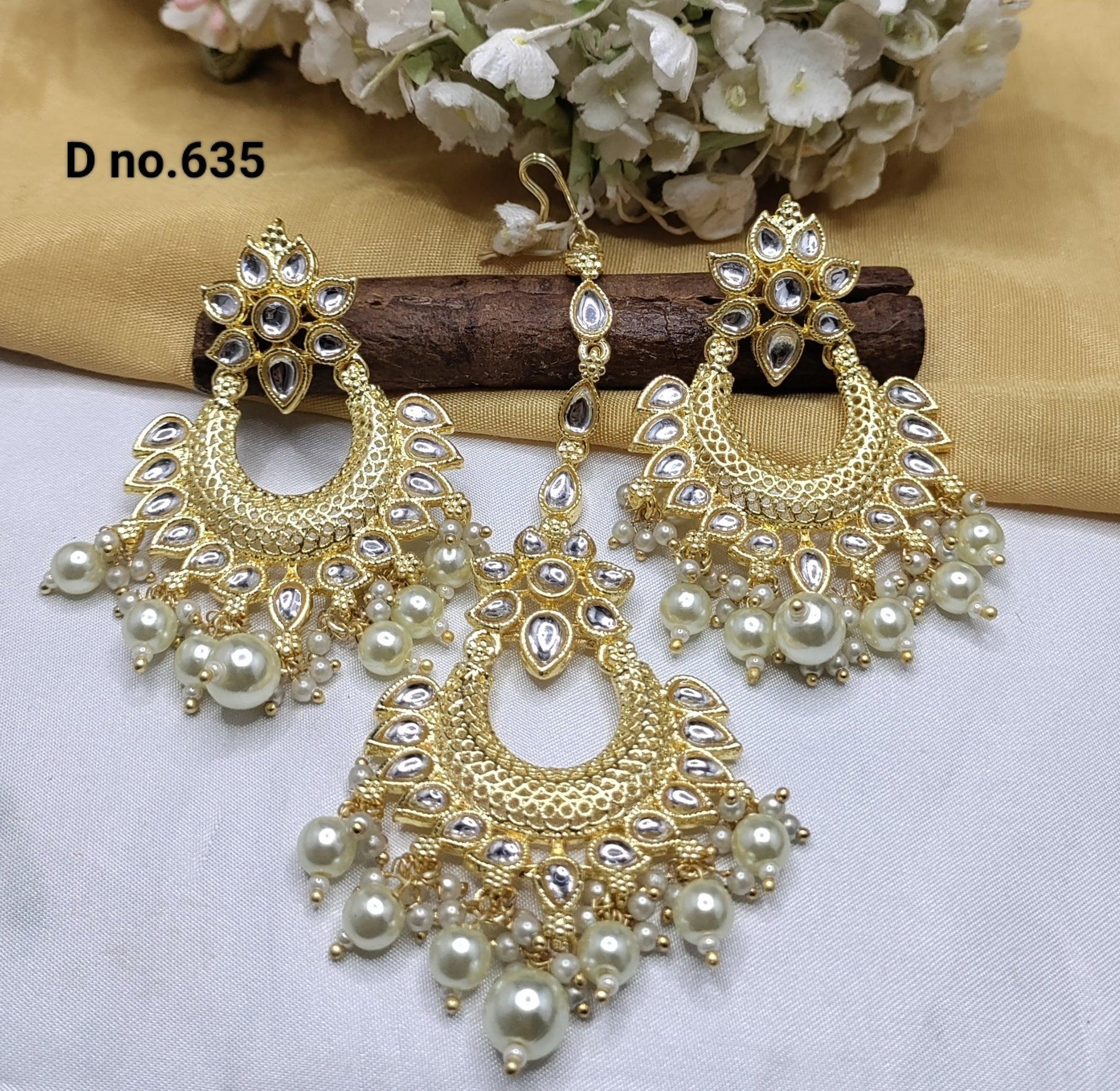 Golden Kundan Earring-Tika- 635 A2 - rchiecreation