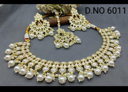 Golden Kundan Necklace Set Sku-6011 B4 - rchiecreation