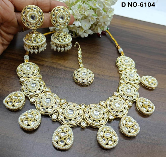 Golden Kundan Necklace Sku 6104 B4 - rchiecreation