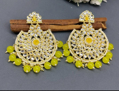 Kundan Earring Golden Sku-750 A1 - rchiecreation