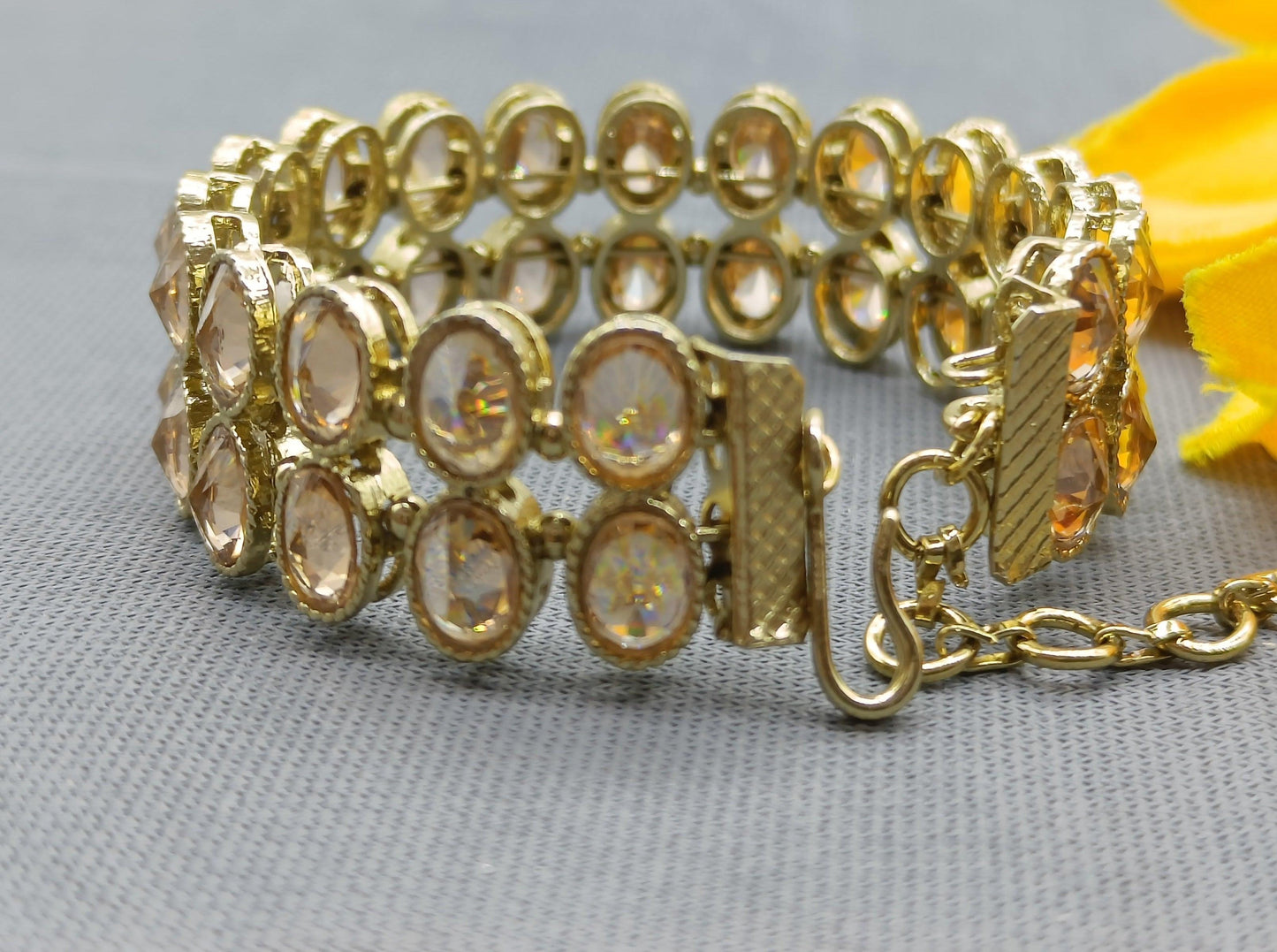 Women Bracelet Sku 8594 E2 - rchiecreation