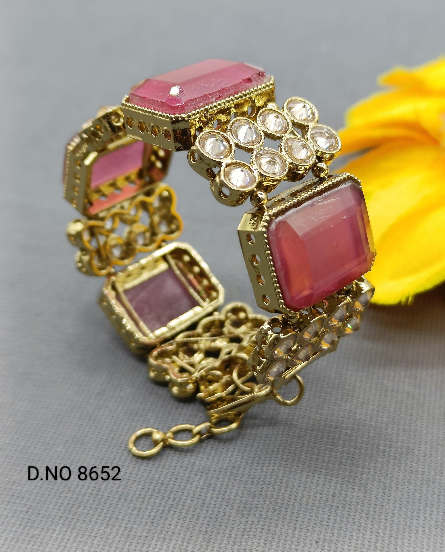 Women Bracelet Sku-8652 E2 - rchiecreation