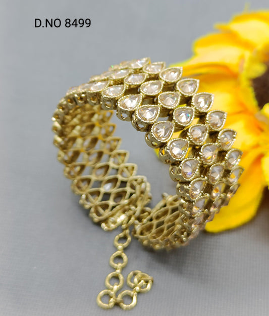 Women Bracelets SKU 8499 E2 - rchiecreation